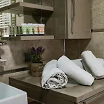 33rd Floor Luxury & Fitness Apartment Skopje