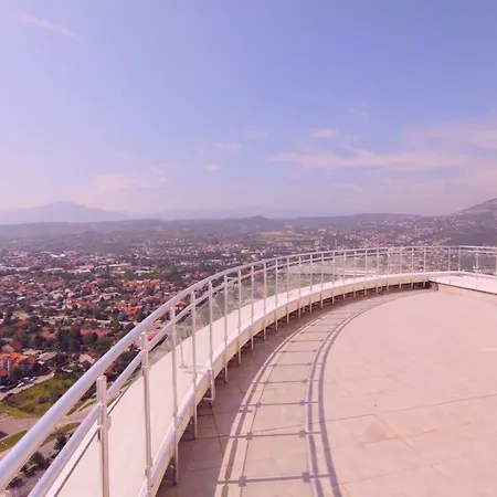 33rd Floor Luxury & Fitness Скоп'є