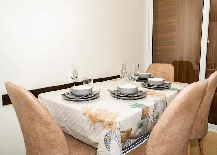 33rd Floor Luxury & Fitness