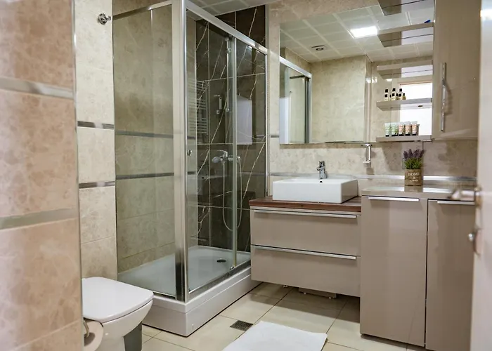 33rd Floor Luxury & Fitness Üsküp