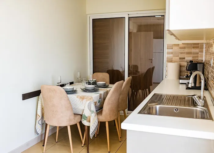 33rd Floor Luxury & Fitness