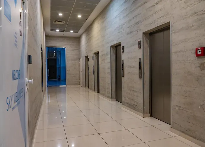 Apartment 33rd Floor Luxury & Fitness