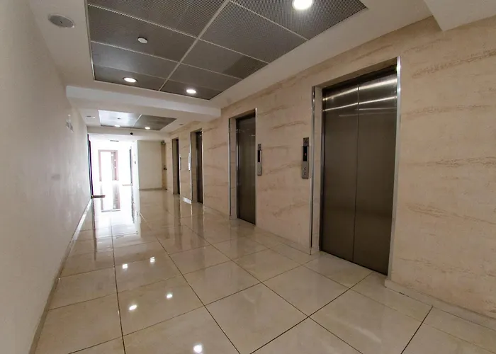 33rd Floor Luxury & Fitness Apartment Skopje