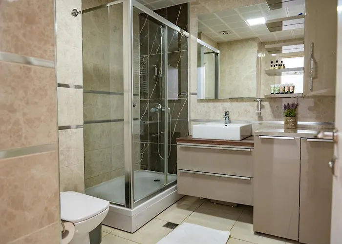 33rd Floor Luxury & Fitness * Skopje