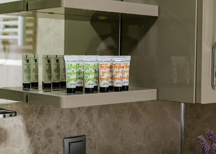 33rd Floor Luxury & Fitness *