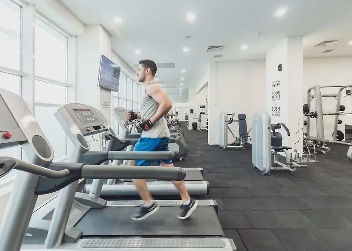 Apartment 33rd Floor Luxury & Fitness