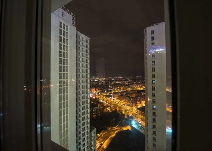 33rd Floor Luxury & Fitness * Üsküp