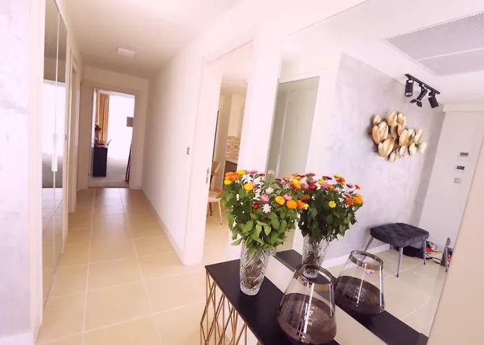 Apartment 33rd Floor Luxury & Fitness