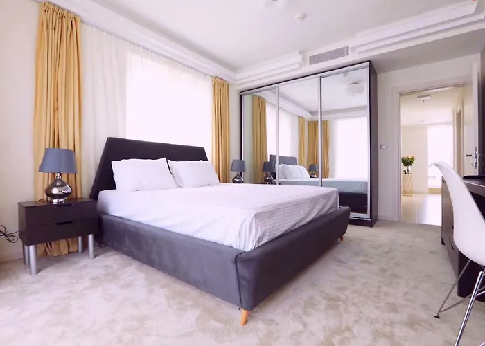 33rd Floor Luxury & Fitness * Üsküp